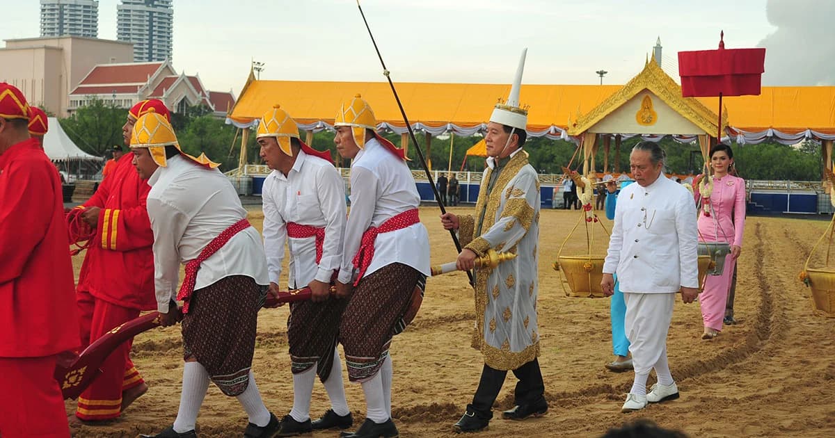 ซ้อมใหญ่ ‘พระราชพิธีพืชมงคลจรดพระนังคัลแรกนาขวัญ’