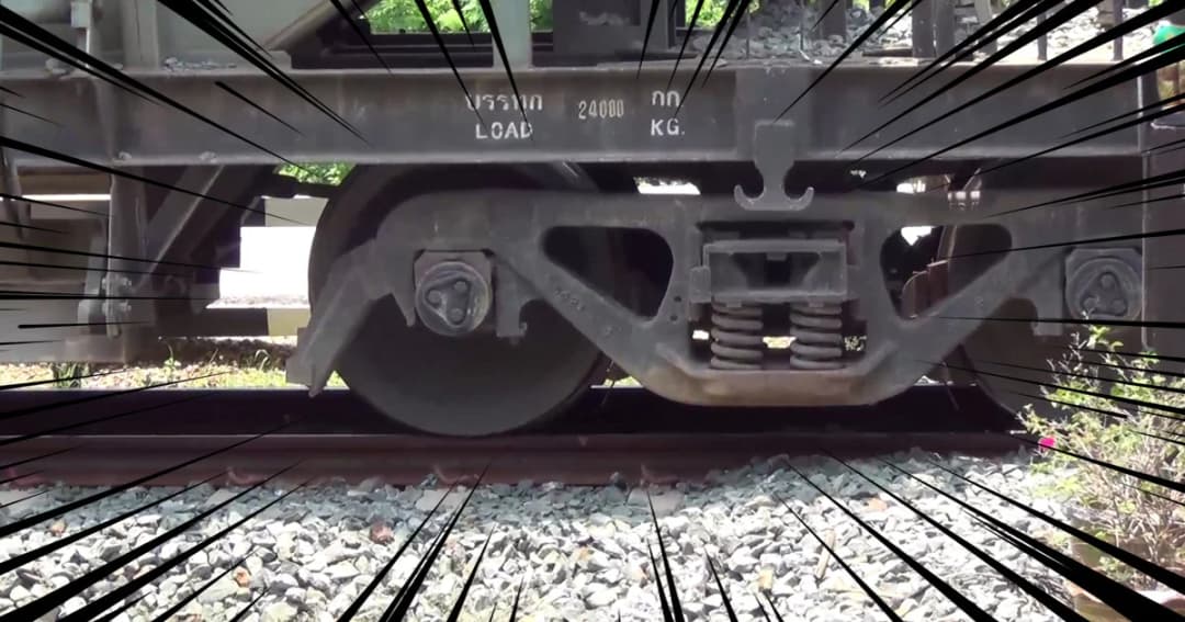 สยอง ! รถไฟขยี้เท้าคนงานเทหิน นิ้วขาด 5 นิ้ว