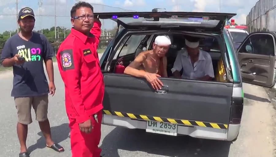 จีวรหลวงพ่อพันกับล้อจยย. ล้ม บนมอเตอร์เวย์