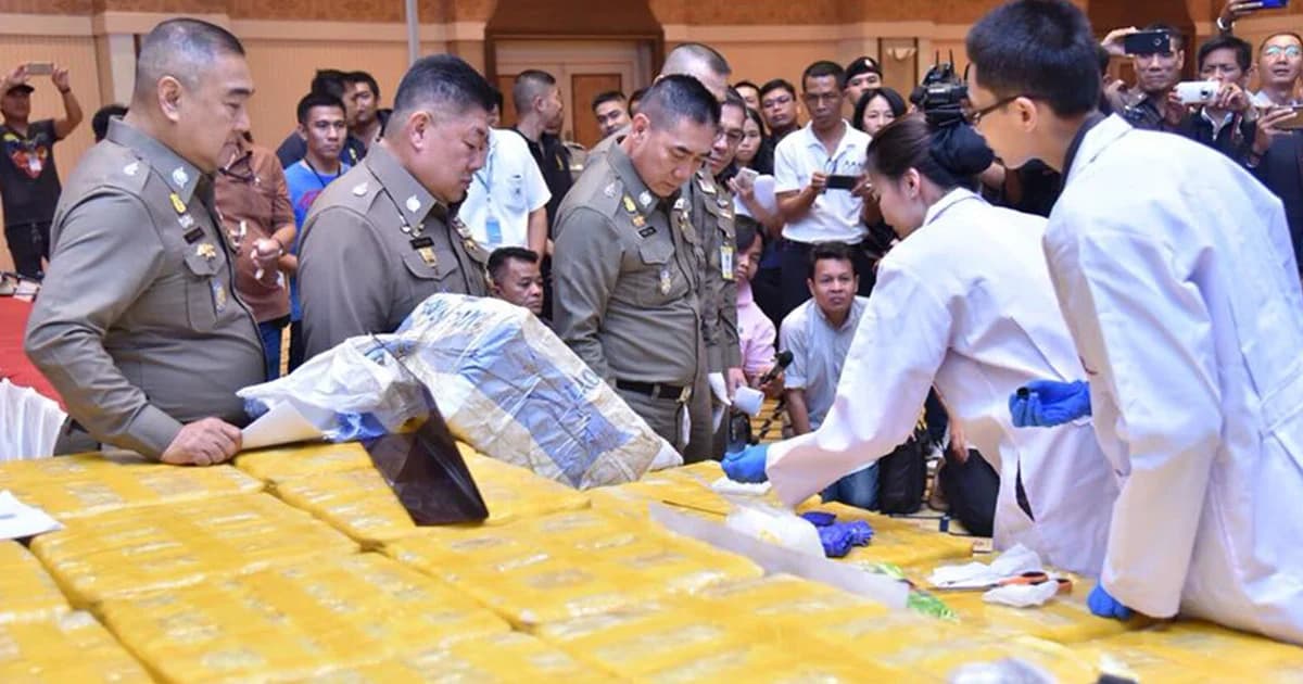 ผบ.ตร. นำแถลงจับยาบ้า 10 ล้านเม็ด ไอซ์เกือบ 400 กก.กลางกรุง