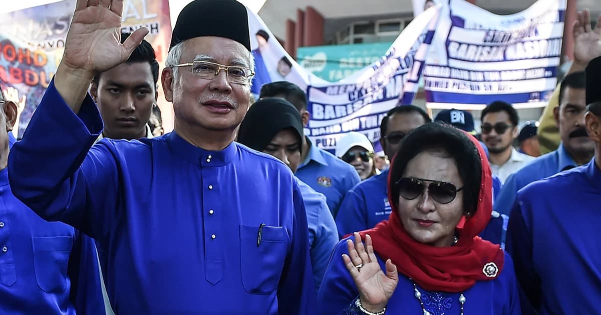 สั่งห้ามอดีตนายกฯ มาเลเซีย ออกนอกประเทศ ท่ามกลางข้อกล่าวหาทุจริต