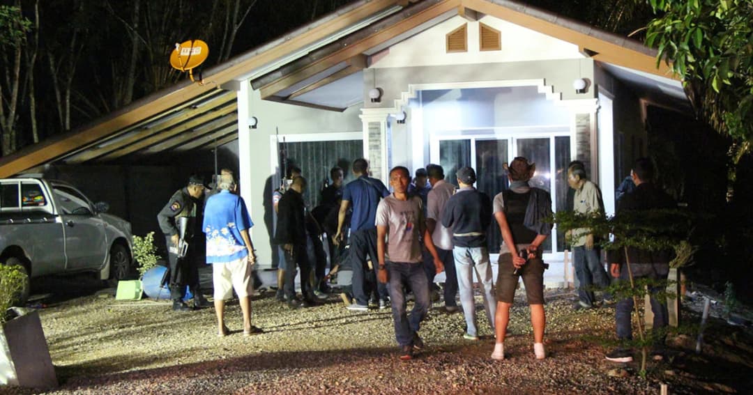 ผู้ต้องหายิงปะทะตำรวจ กลางเมืองตรัง สุดท้ายเจ็บสาหัส