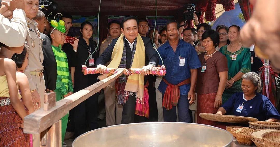 นายกฯ สบายใจพระโคเสี่ยงทาย-แนะเตรียมรับอากาศโลกเปลี่ยนแปลง