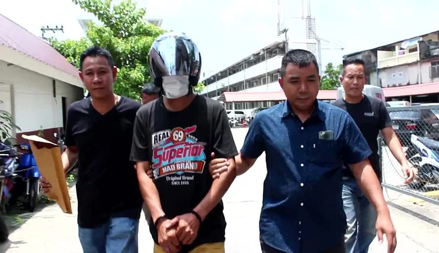 ตร.รวบผู้ช่วยผู้ใหญ่บ้าน หลังไล่ยิงหนุ่มขับเก๋งเจ็บสาหัส อ้างยิงผิดตัว