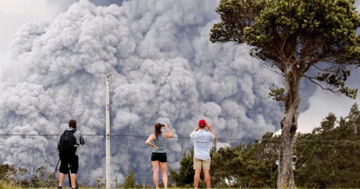 บึ้มไม่หยุด ! ภูเขาไฟบนเกาะฮาวายระเบิดหนัก-เตือนภัยการบินระดับสีแดง