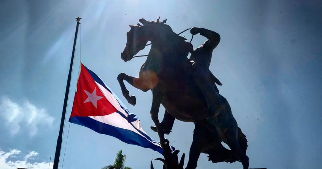 ลดธงครึ่งเสาไว้อาลัยเหยื่อเครื่องบินตกคิวบา