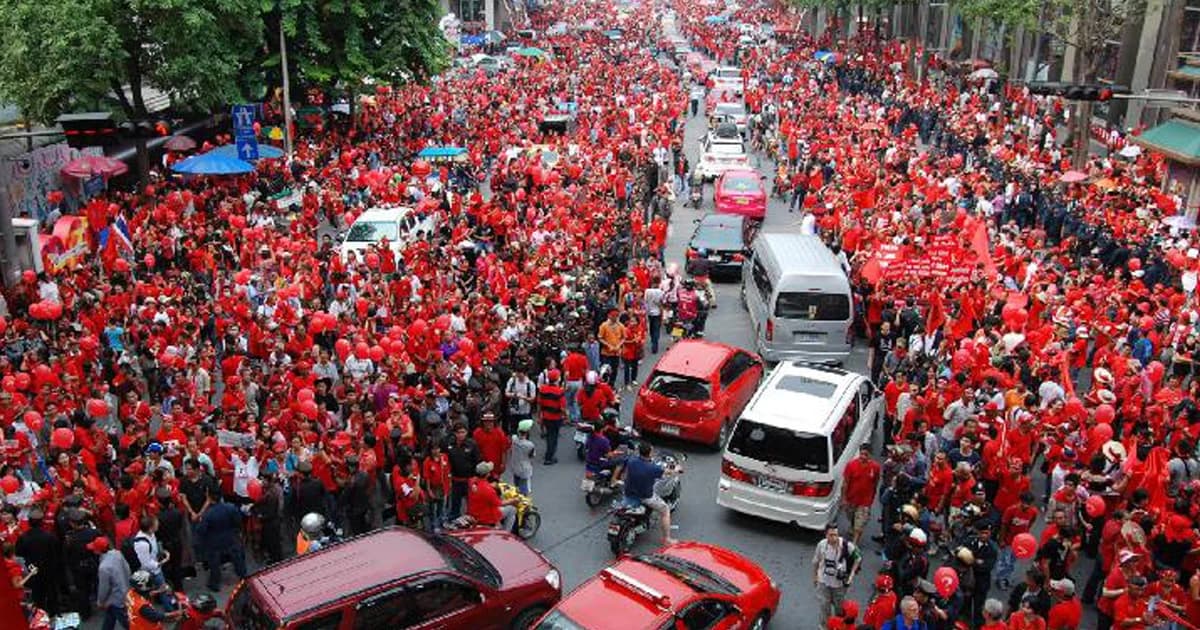 ตำรวจ 20 กองร้อย เตรียมรับมือกลุ่มเสื้อแดงฮาร์ดคอร์ อาจใช้อาวุธสร้างสถานการณ์