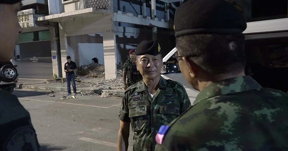 “ห้ามใส่หมวกกันน็อกเดิน” มทภ.4 สั่งคุมเข้มหลังป่วนใต้ เผยรู้ตัวคนร้ายแล้ว