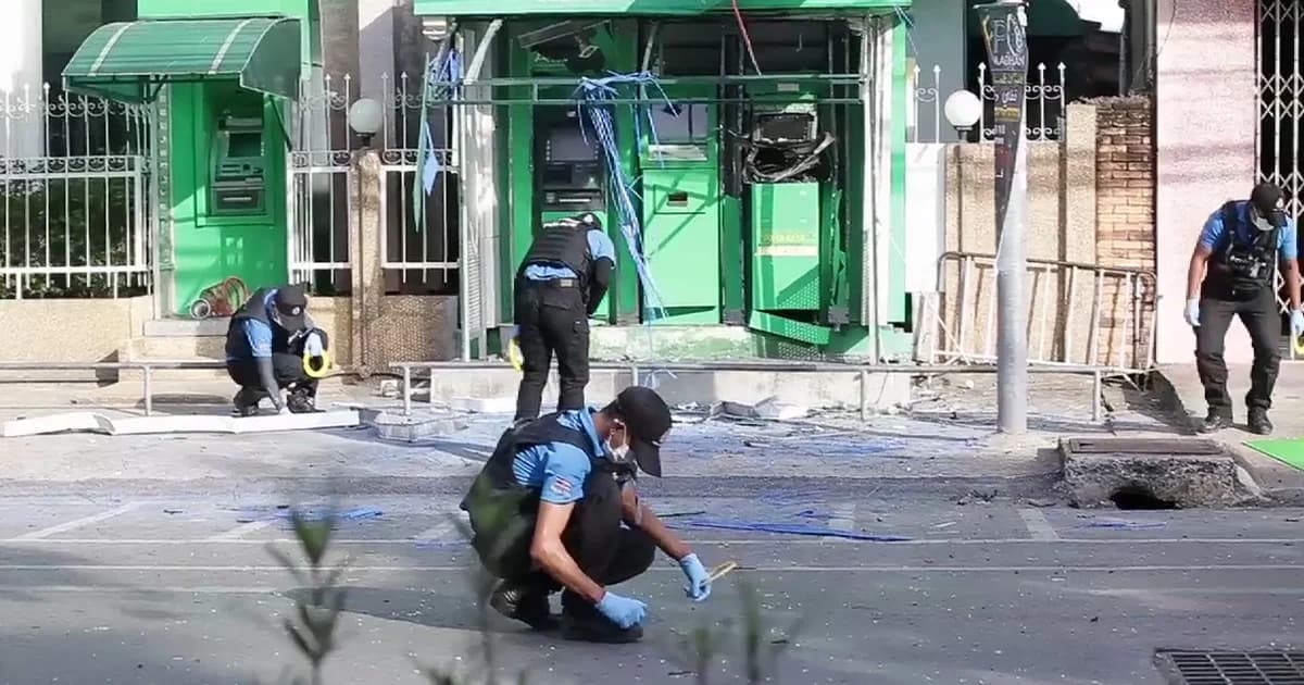 คุมตัวสอบเข้ม! ผู้ต้องสงสัย 1 ราย ระเบิดตู้เอทีเอ็ม 10 จุดปัตตานี