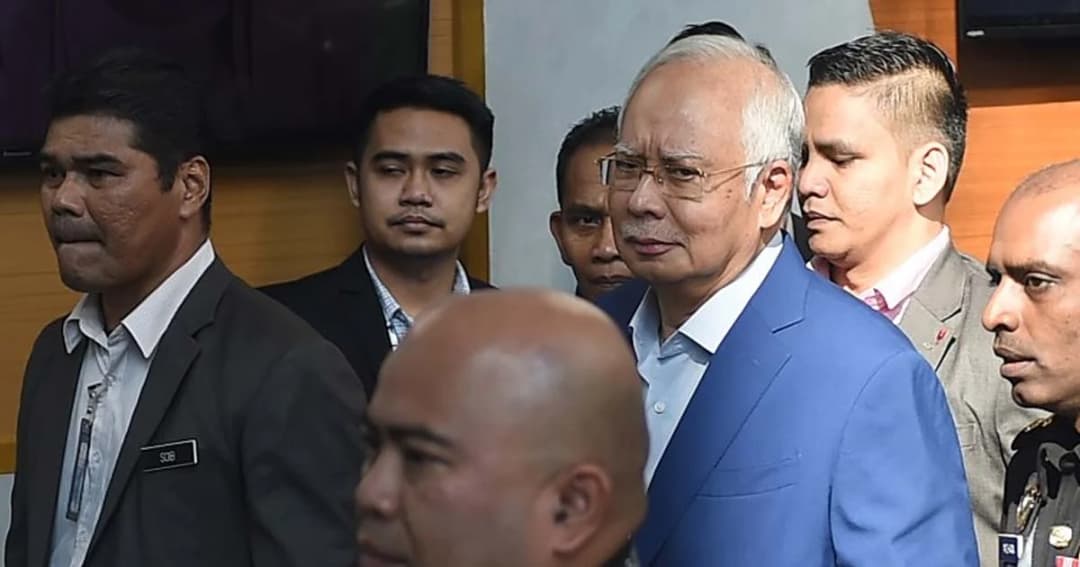 อดีตนายกฯ มาเลเซีย เข้าให้ปากคำสู้ข้อกล่าวหาทุจริตเงินกองทุน 1MDB