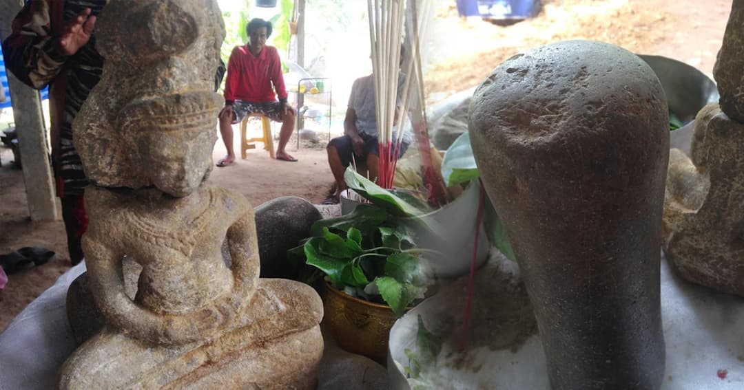 คอหวยแห่ตีเลขเด็ด ! ชาวบ้านขุดพบ “พระพุทธรูป-หินบดยาโบราณ” อายุนับร้อยปี