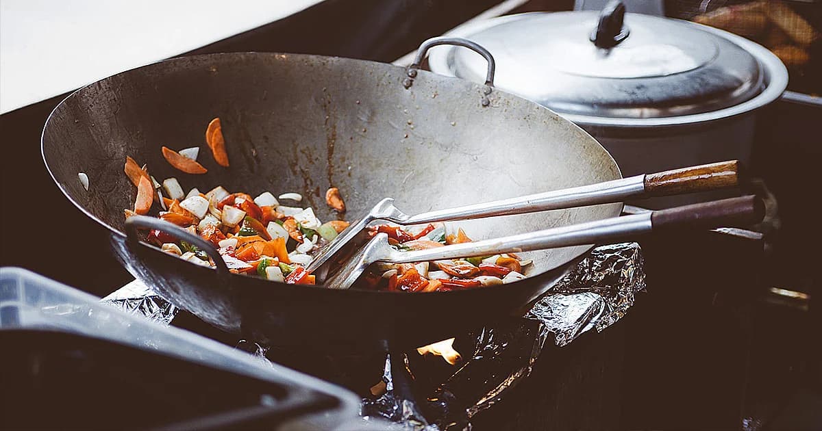 ร้านอาหารเชียงใหม่ ตรึงราคาเดิม แม้แก๊สพุ่งถังละ 460 บาท