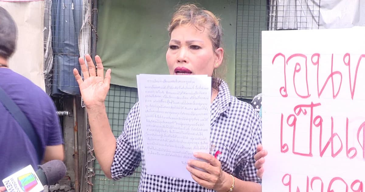 แม่ค้าหน้าห้างเดอะวันฯ ขอความเป็นธรรม หลัง กทม. สั่งหยุดขายภายใน 7 วัน