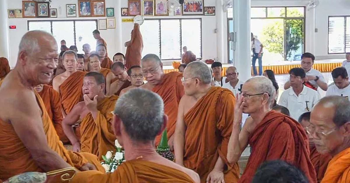 ญาติโยมนับพันแห่ร่วมงานวันเกิดหลวงปู่บุญมา พระเกจิสายวัดป่า