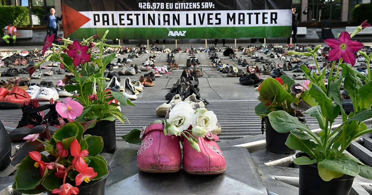 รองเท้ากว่า 4 พันคู่ สะท้อนการสูญเสียในความขัดแย้งอิสราเอล-ปาเลสไตน์