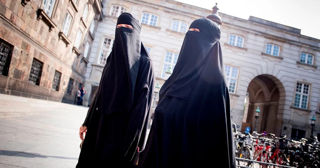 เดนมาร์กผ่านกฎหมาย ‘ห้ามสวมผ้าคลุมหน้า’ ฝ่าฝืนมีโทษทั้งจำและปรับ