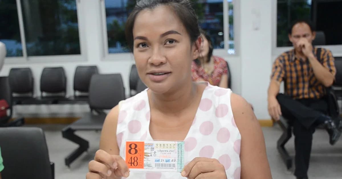 สาวอุดรฯท้อง 7 เดือน สุดเฮงซื้อเลขวันเกิดถูกลอตเตอรี่รางวัลที่1 รับ 48 ล้าน