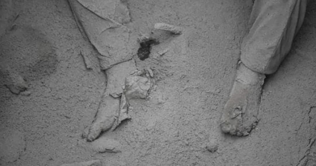 ดับ 109 ราย ภูเขาไฟกัวเตมาลาระเบิด ญาติทยอยรับศพ