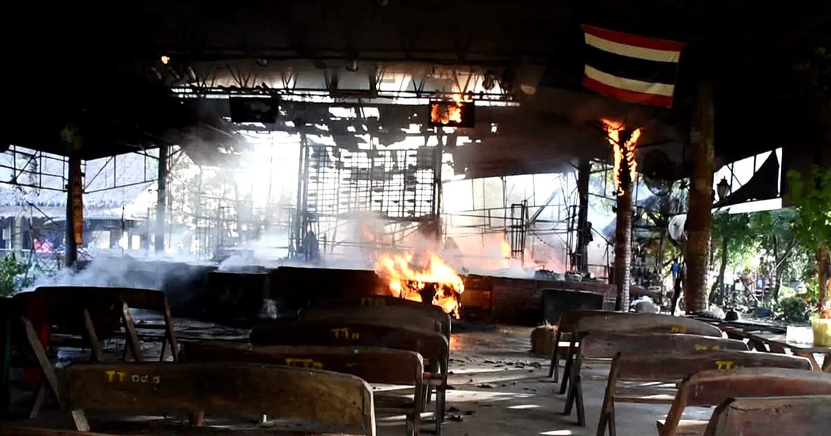 เหลือแต่ซาก! เพลิงไหม้เวทีการแสดงตลาดน้ำอโยธยา