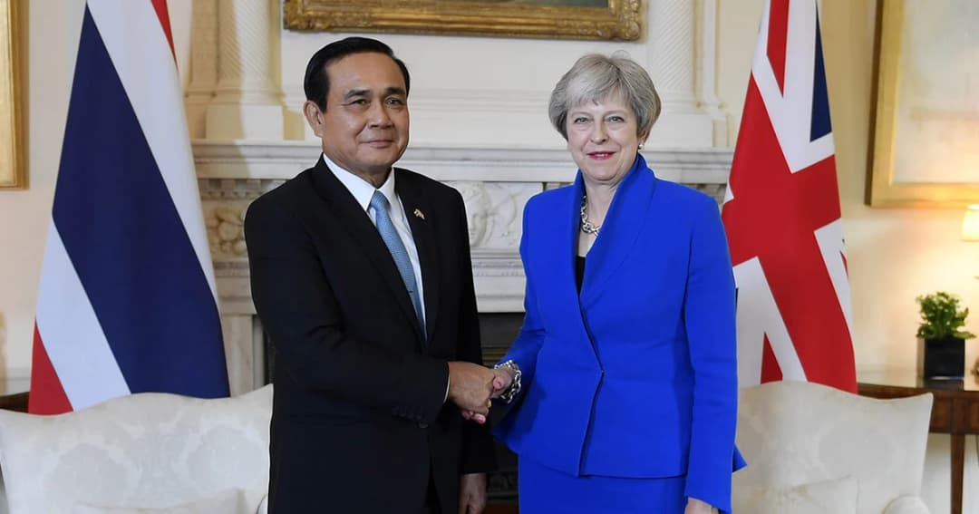 ชื่นมื่น! ‘พล.อ.ประยุทธ์’ พบ ‘นายกฯ อังกฤษ’ ยืนยันเลือกตั้งปีหน้า