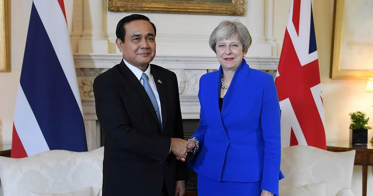 ชื่นมื่น! ‘พล.อ.ประยุทธ์’ พบ ‘นายกฯ อังกฤษ’ ยืนยันเลือกตั้งปีหน้า