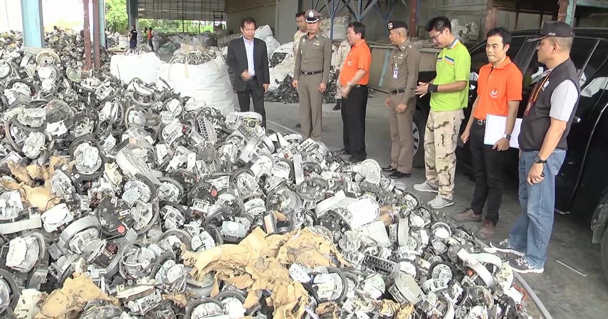 ทลายโกดัง ย่านสุพรรณบุรี พบซุกขยะอิเล็กทรอนิกส์ กว่า 200 ตัน