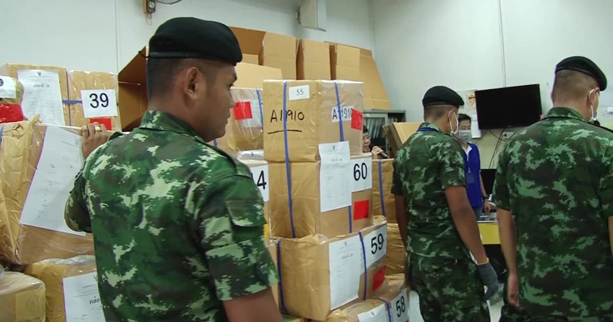 อย. เปิดคลังยาเสพติด ก่อนเผาทำลาย 6 ตัน มูลค่ากว่าหมื่นล้านบาท