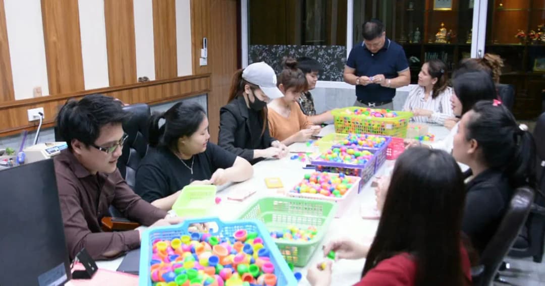 เปิดใจเศรษฐีใหญ่เมืองโพธาราม เตรียมโปรยทานเงินสด 1 ล้านบาทงานบวชลูก