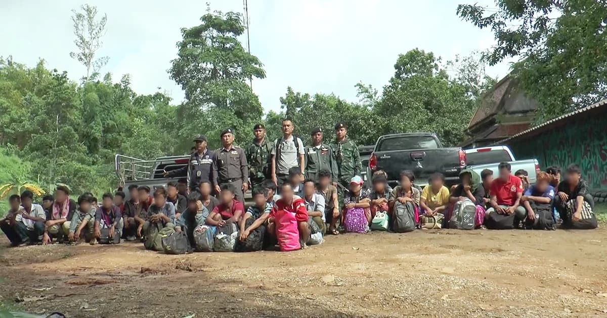 ทหารสกัดจับ กระบะลอบขนเมียนมา 40 ราย จ่อส่งชุมพร