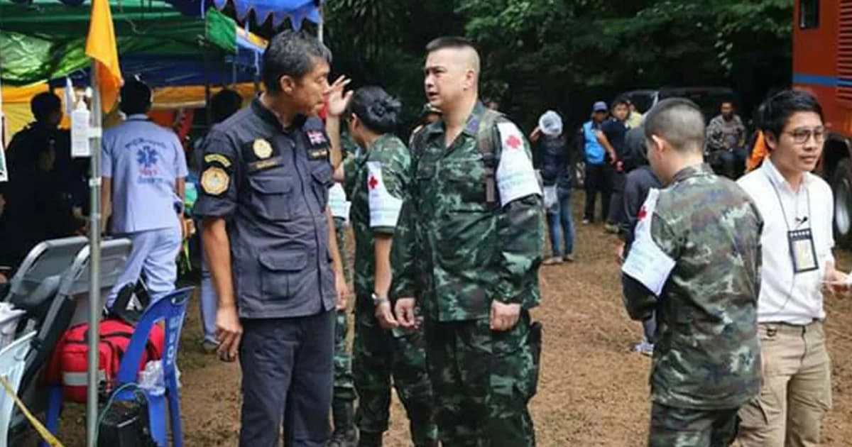 ตั้งรพ.สนาม พร้อมช่วย 13 ชีวิตติดถ้ำหลวง-ให้กำลังใจครอบครัวผู้สูญหาย