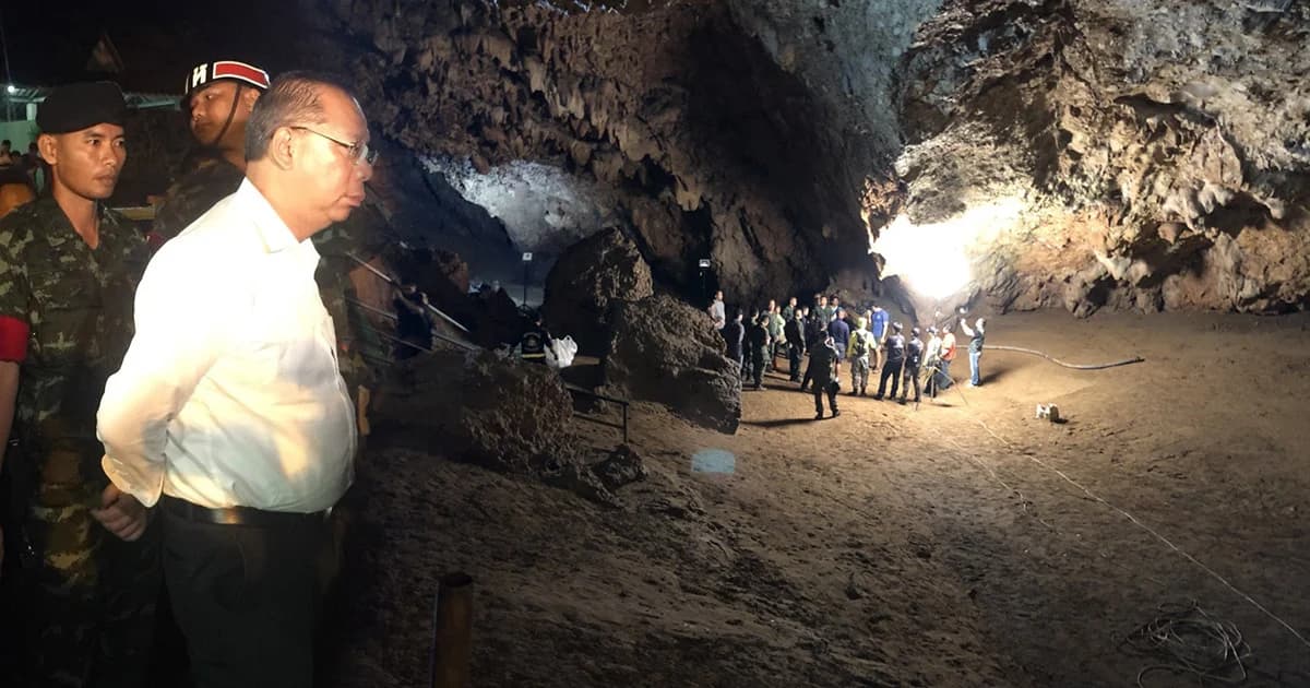 เช้านี้ซ้อมใหญ่แผนช่วยเหลือ 13 ชีวิตทีมหมูป่าออกจากถ้ำ นำส่งโรงพยาบาล