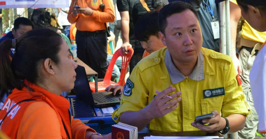 ผู้เชี่ยวชาญปีนเขา-ดำน้ำจากจีน ร่วมช่วยค้นหาทีมหมูป่า