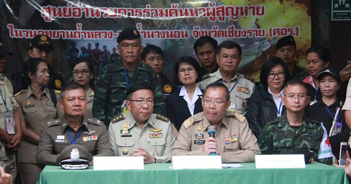 ผู้ว่าฯเชียงรายเผยทีมหมูป่าแข็งแรงกว่าที่คิด ย้ำนำตัวออกจากถ้ำเมื่อความเสี่ยงเป็นศูนย์