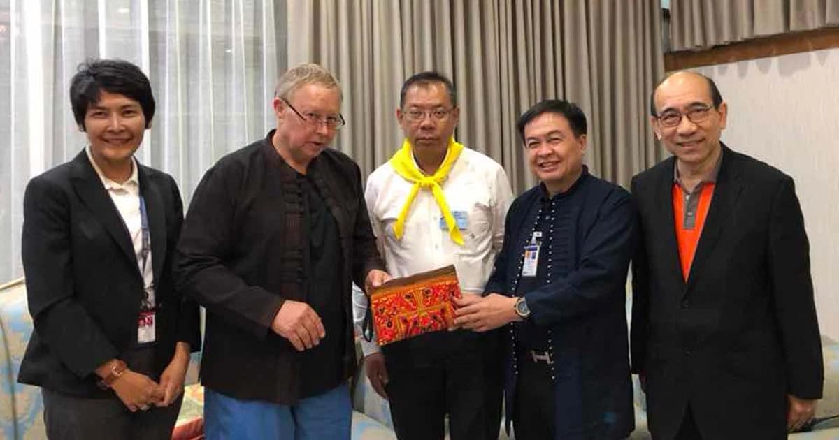 ขอบคุณจากใจคนไทย ส่ง “ฮาร์เปอร์” นักดำน้ำกลับอังกฤษ