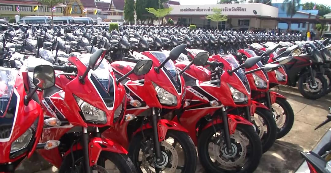 พิจิตรเสริมเขี้ยวเล็บ! มอบบิ๊กไบค์ให้ตำรวจปฏิบัติหน้าที่