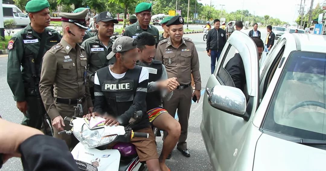 คุมทำแผน 2 โจ๋ ยิงพ่อค้าขายไก่ดับ อ้างฉุนถูกปาดหน้ารถ