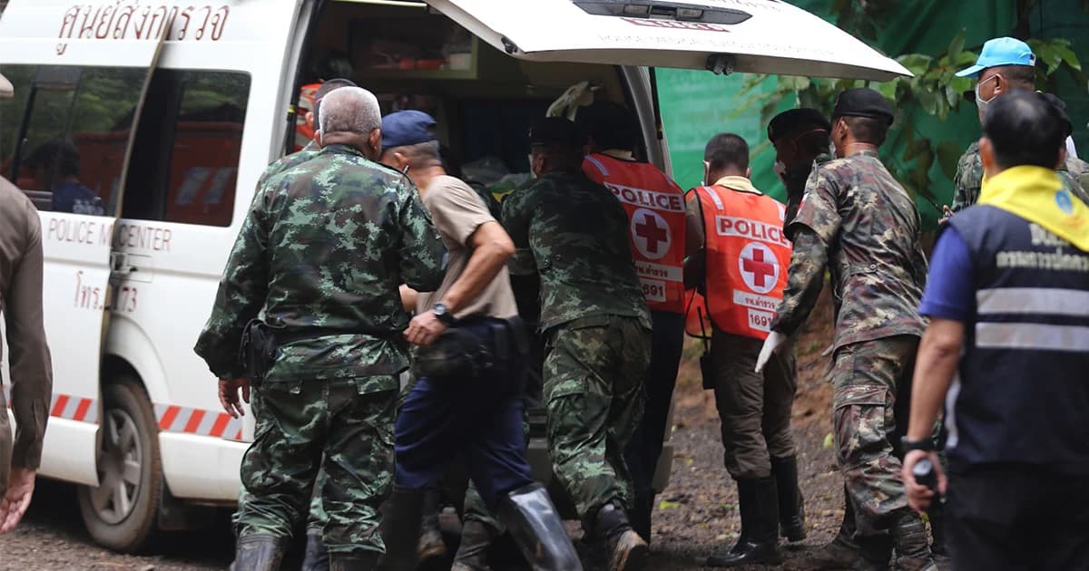 ผู้เชี่ยวชาญเผยเหตุผล ที่นำหมูป่า 4 ชีวิต พ้นถ้ำหลวงก่อน