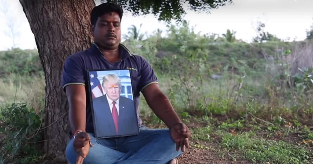 หนุ่มอินเดียกราบไหว้บูชาทรัมป์ราวเทพเจ้า ถึงใครจะว่าบ้าแต่หาได้แคร์ไม่
