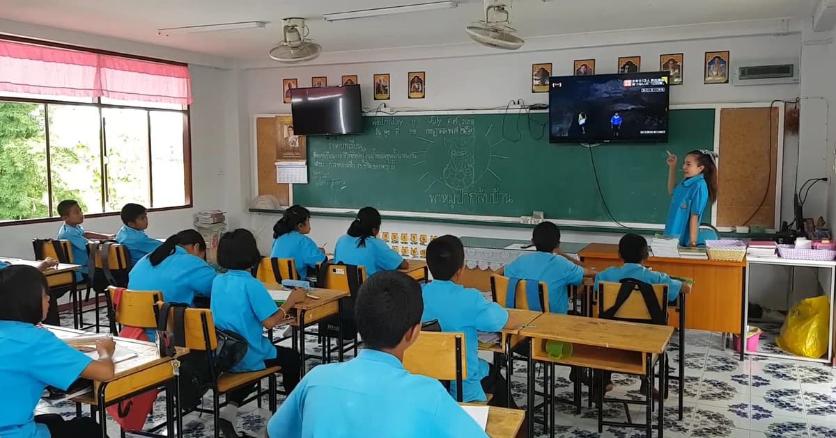 ครูโคราช ถอดบทเรียนการเอาตัวรอด จากเหตุการณ์ 13 ชีวิตติดถ้ำ สอน นร.