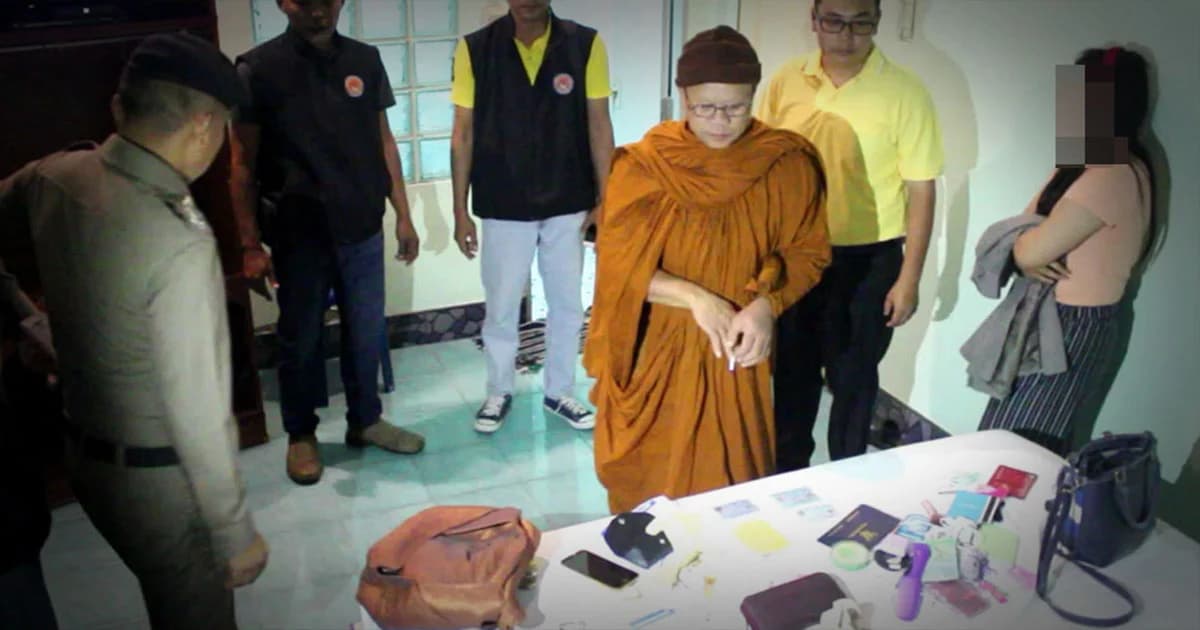 จับสึก “หลวงพ่อ” จ.ร้อยเอ็ด แอบพาสาวเข้าม่านรูดกลางวันแสกๆ