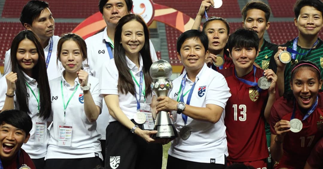 ‘มาดามแป้ง’ อัดฉีดเพิ่ม ‘ชบาแก้ว’ ซิวแชมป์อาเซียนสมัยที่ 4 แบบพลิกนรก