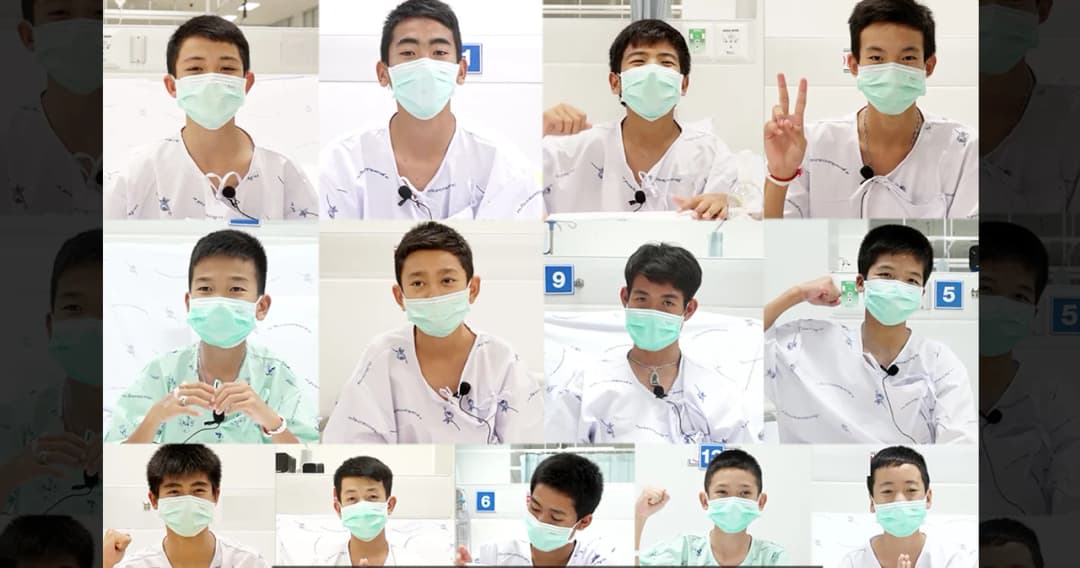 ทีมหมูป่าทั้ง 13 คน ขอบคุณทุกกำลังใจจากทั่วไทยและทั่วโลก