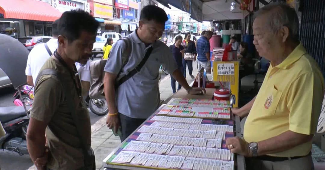 เลขเด็ดหมูป่าติดถ้ำหลวง คอหวยแห่ซื้อเกลี้ยงทุกแผง