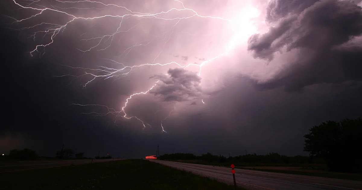 กรมอุตุฯ เตือน ปชช. รับมือพายุโซนร้อน ‘เซินติญ’ ฝนตกหนักมาก 19-21 ก.ค.