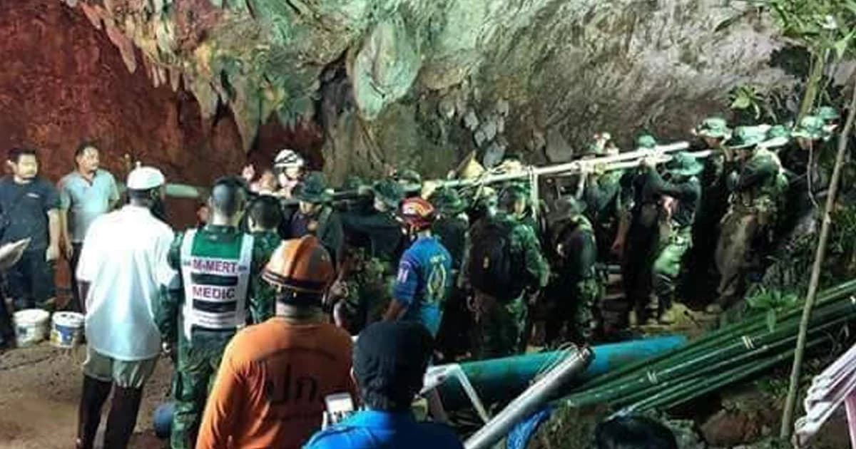 รัฐเตรียมขอพระราชานุญาต ใช้ลานพระราชวังดุสิตเลี้ยงทีมช่วยหมูป่า