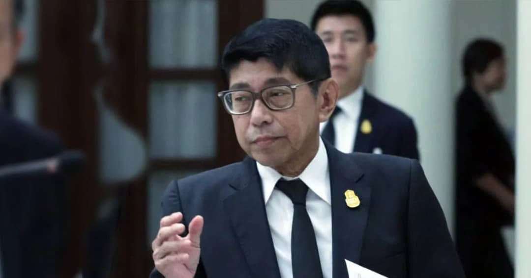 ในหลวงมีพระราชานุญาตให้ใช้พระลานพระราชวังดุสิตจัดเลี้ยงทีมช่วยหมูป่า