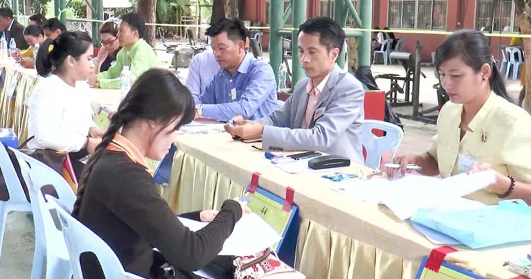 แห่สมัครครูผู้ช่วยโคราช รับ 160 อัตรา ไม่มีข้อสอบรั่วไหล 100%