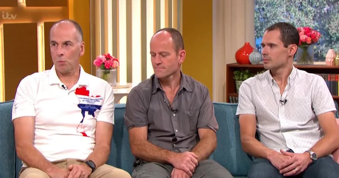 “3 นักดำน้ำ” สัมภาษณ์ออกรายการอังกฤษ “สแตนตัน” สวมเสื้อลายประเทศไทย