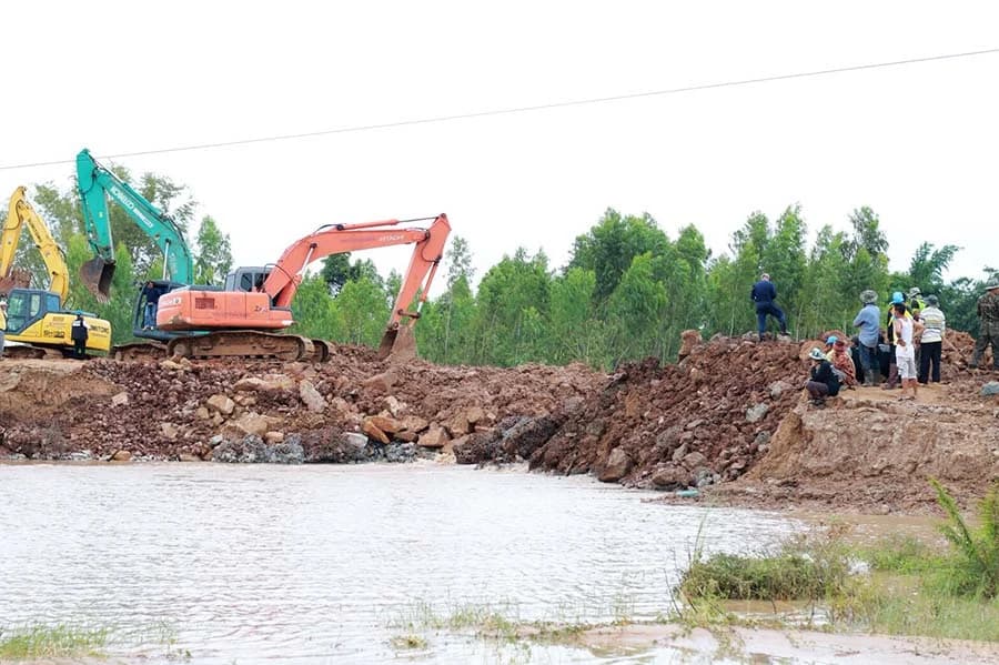 นายกฯ ห่วงอีสานฝนตกหนัก-สั่งซ่อมพนังกั้นน้ำอย่าให้ขาด