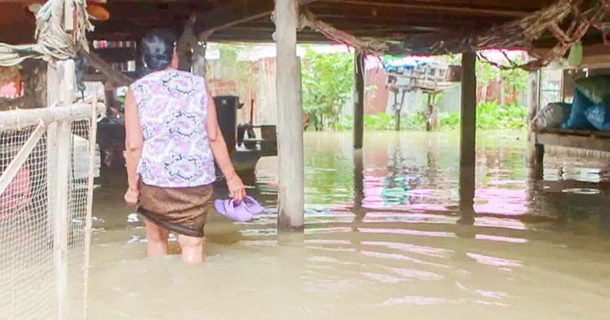 อ.ไพศาลี น้ำล้นคลองสาธารณะ เร่งเก็บของหนีน้ำ